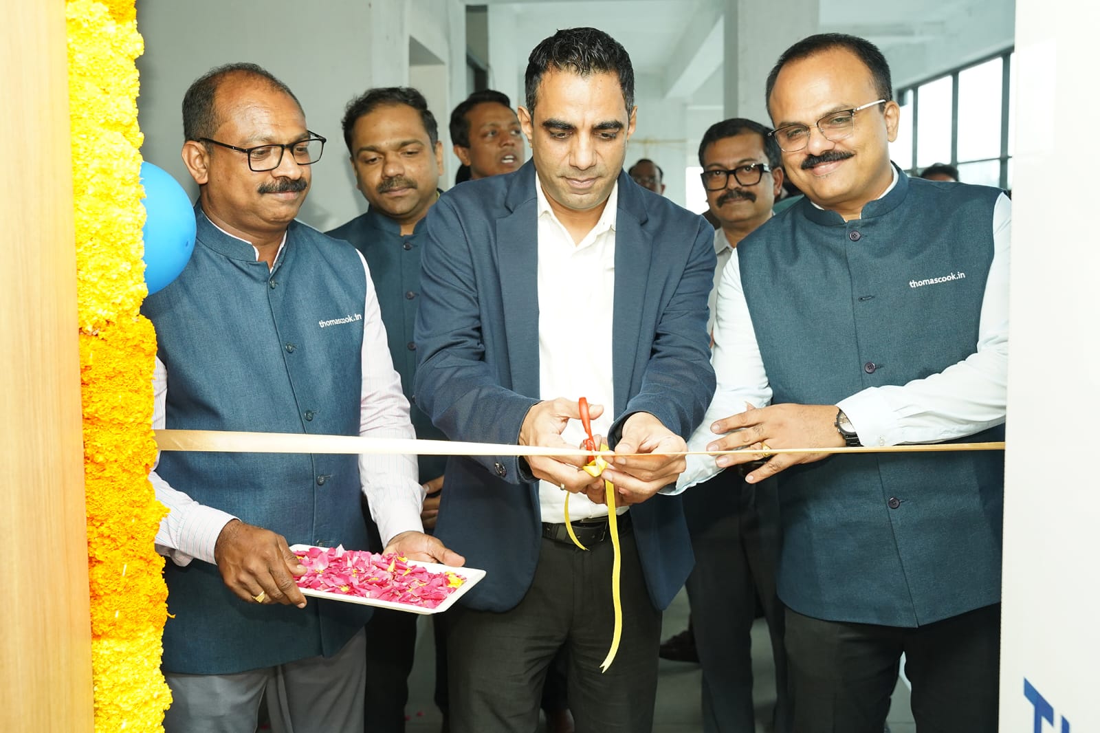 Thomas Cook India Foreign Exchange store inaugrated by Deepesh Varma